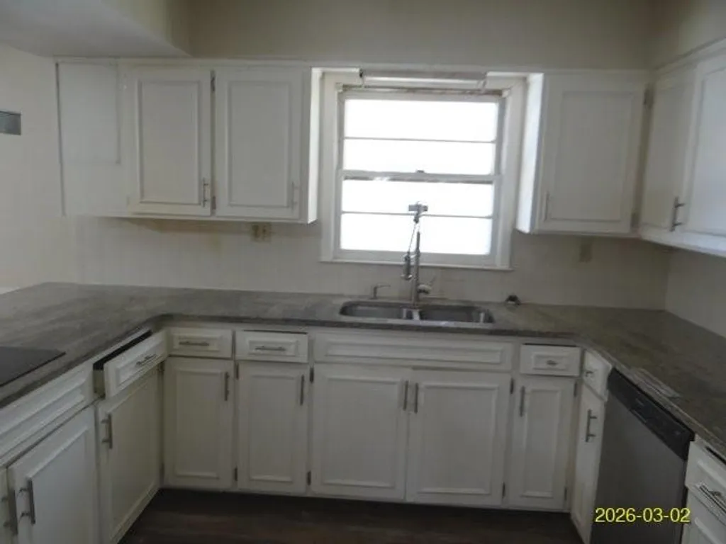 Additional image 13 of 207 26th Court, Phenix City, AL 36869