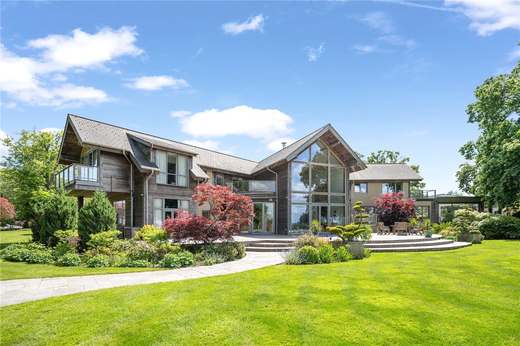 7 bed equestrian for saleMerryfield Road, Monkwood, Alresford, Hampshire SO24