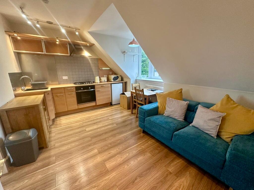 Gladstone Place, Aberdeen, Aberdeenshire, AB24