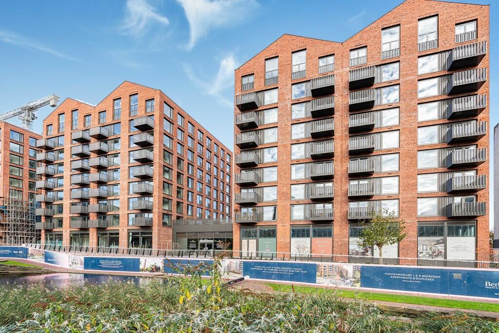 Glasswater Locks, Belmont Row, Birmingham, B4