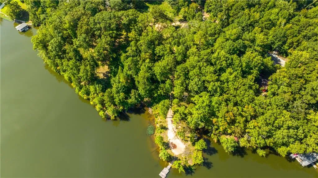 1374 Lee Rd 380, Valley, AL 36854