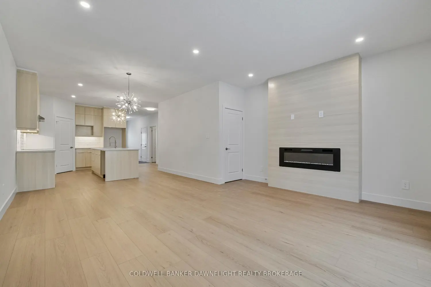 58 Moonlight Court photo 3