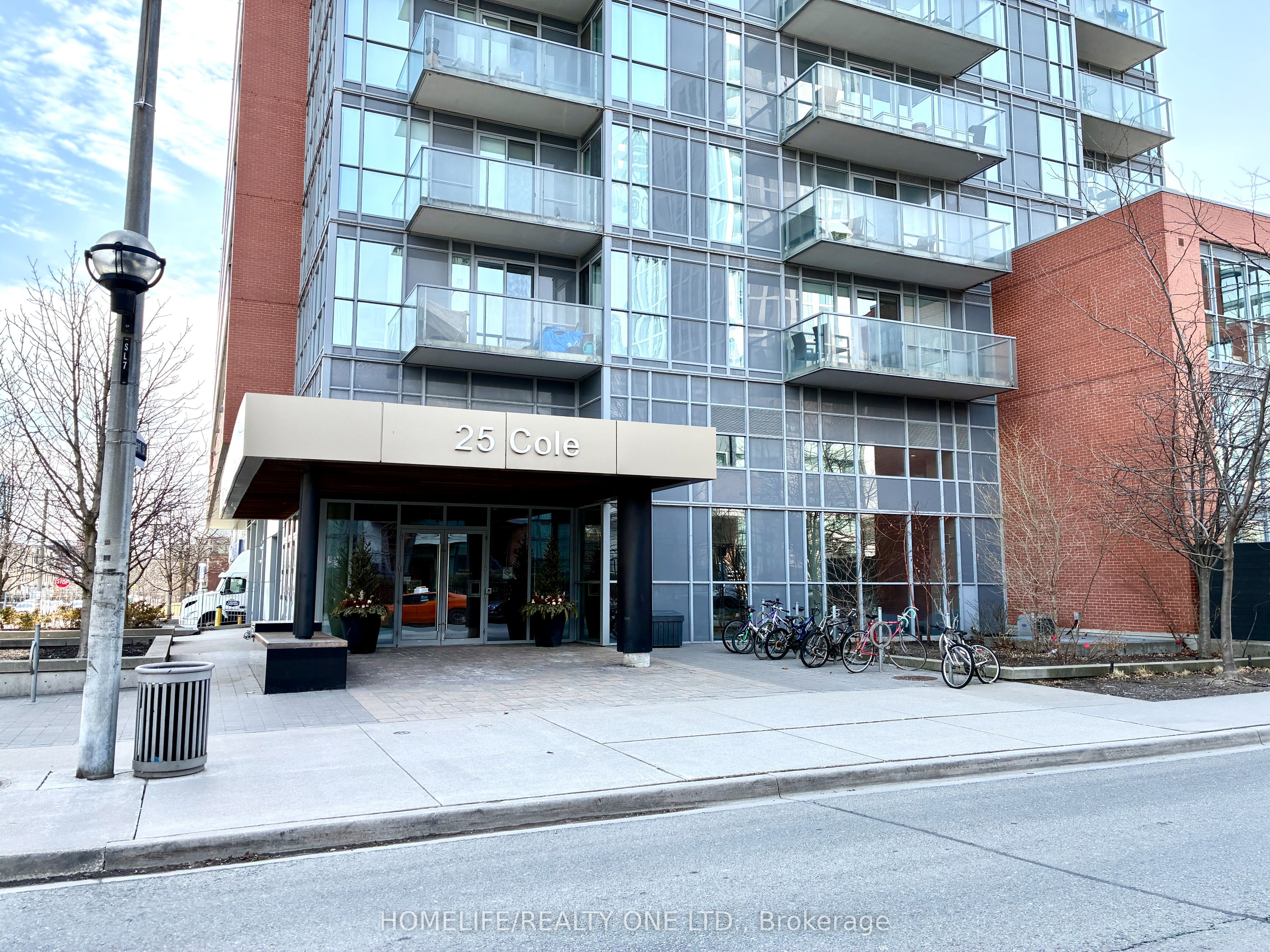 1505-25 Cole Street, Toronto, ON, M5A 4M3