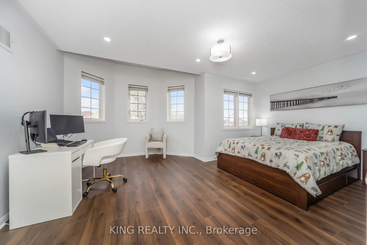 Additional image 10 of 23 Himalaya Street