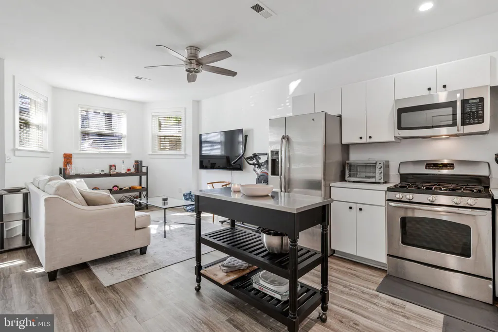 Additional image 12 of 1915 6th Street NW Unit B, Washington, DC 20001