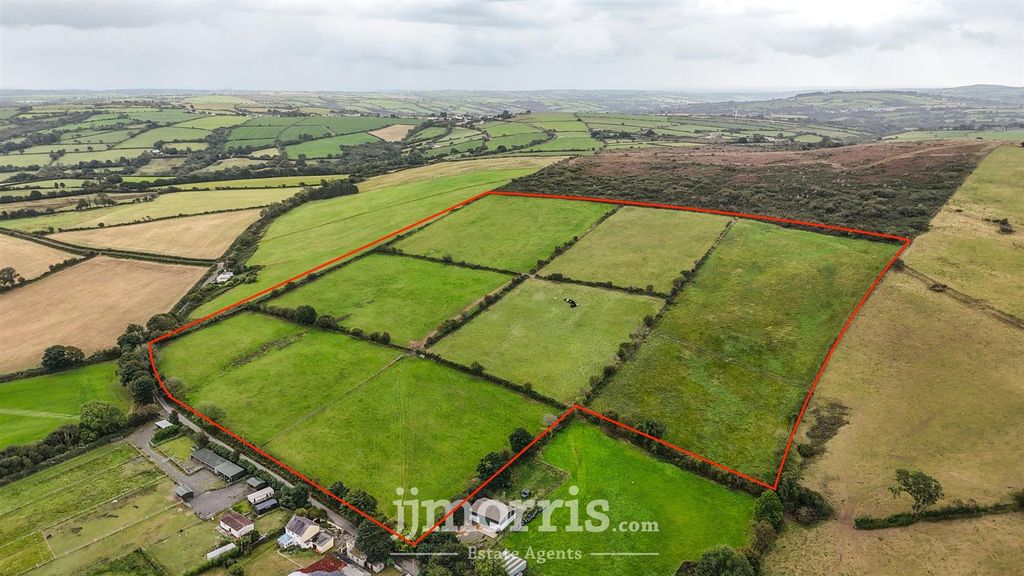 Land for salePantyrhedyn, Tegryn SA35