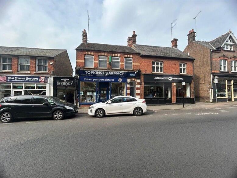 Station Road, Harpenden, AL5
