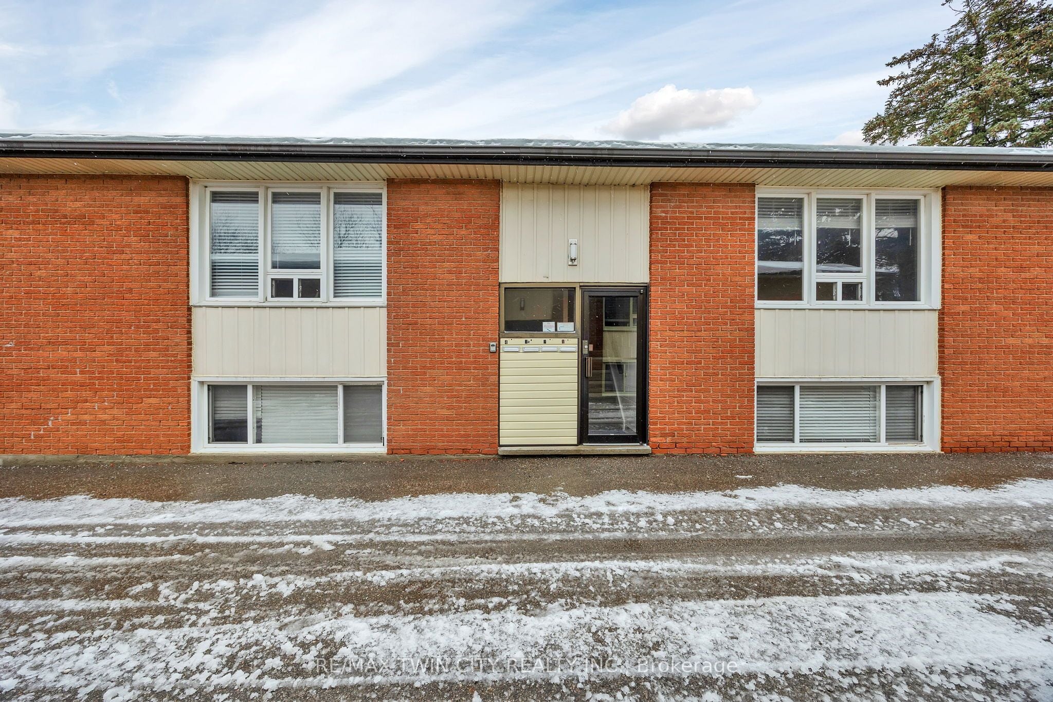 Additional image 2 of 66 Barbara Crescent, Kitchener, ON, N2M 4N2