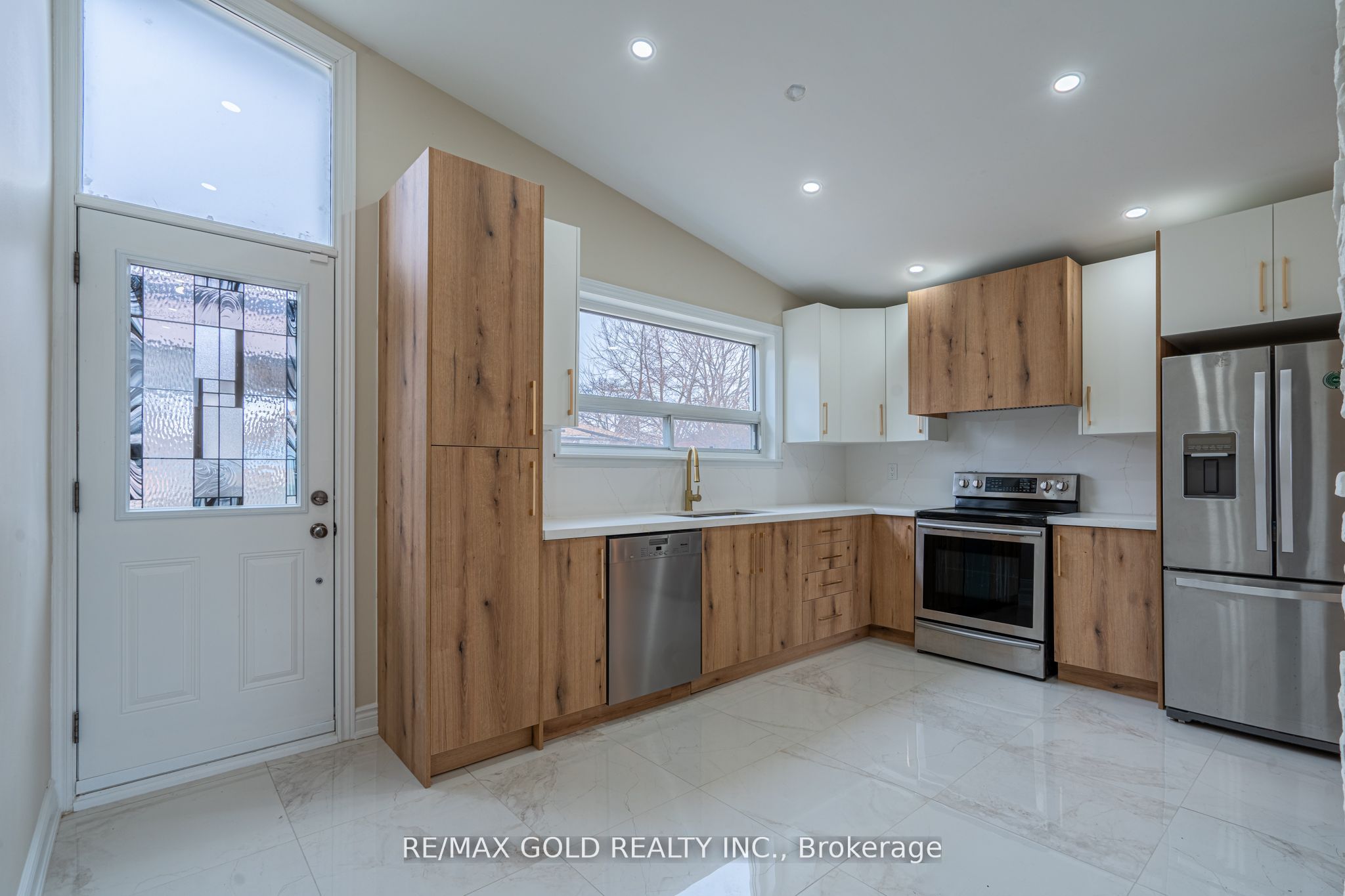 Additional image 6 of 15 Athlone Avenue, Brampton, ON, L6T 2N5