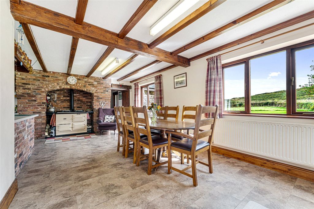 5 bed detached house for saleRhosesmor, Mold, Flintshire CH7 photo 3