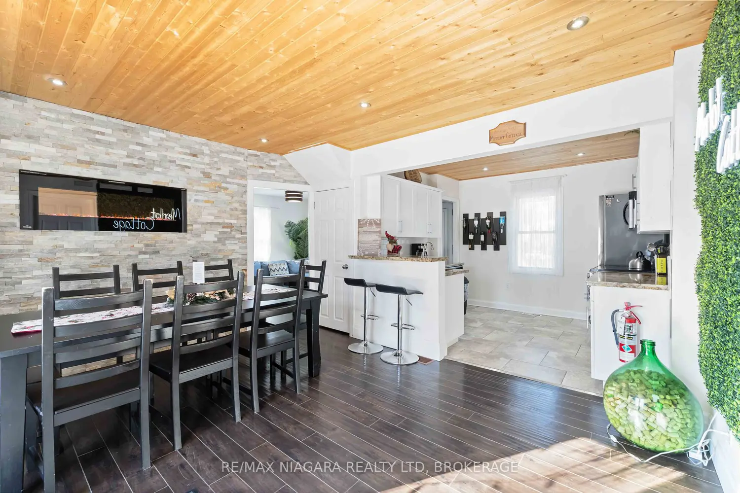 Additional image 6 of 1459 Niagara Stone Road