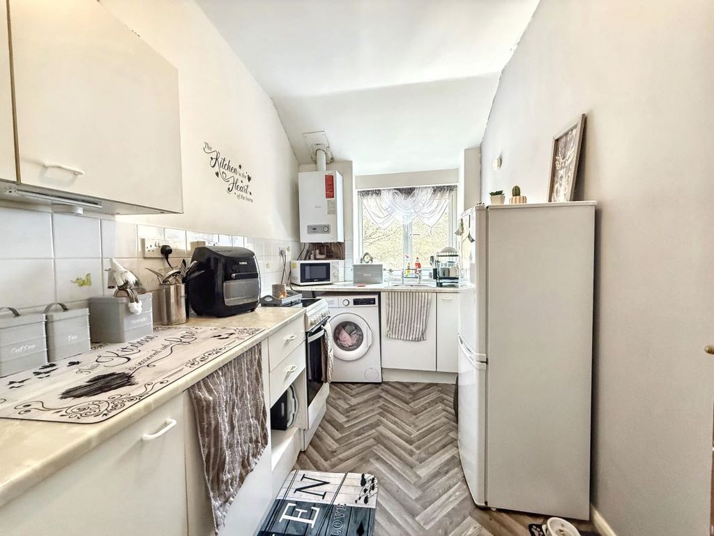 Additional image 14 of 10 bed flat for sale36A-36E High Street, Blaina NP13