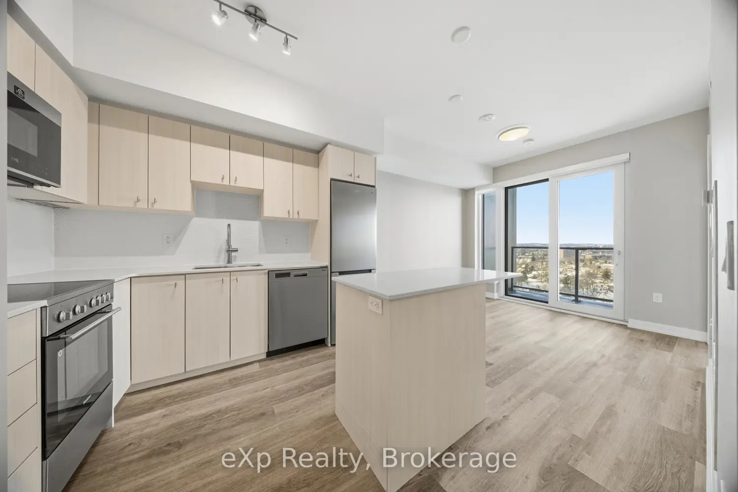 Additional image 10 of 15 Wellington Street 1810