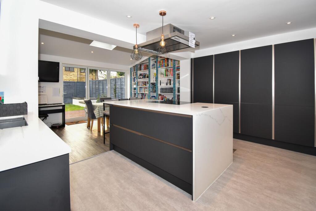 Additional image 15 of Beverley Gardens, Welwyn Garden City, AL7