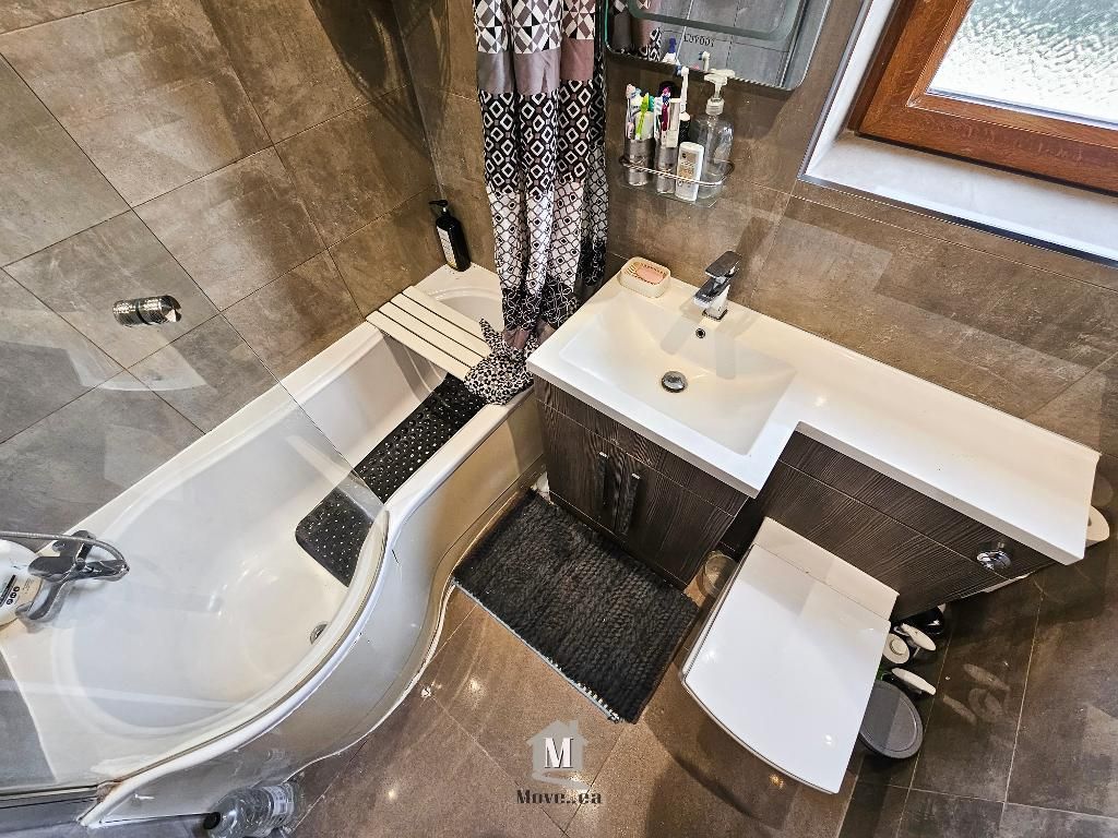 Additional image 11 of 4 bed end terrace house for saleRochford Gardens, Slough, Buckinghamshire SL2