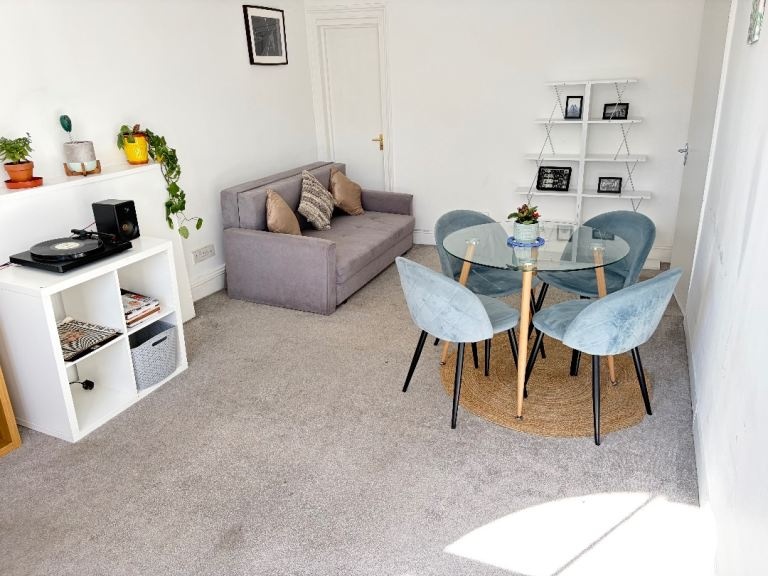 1 Bed Flat, Very Near Leinster Square Area, W2, N1 7GU