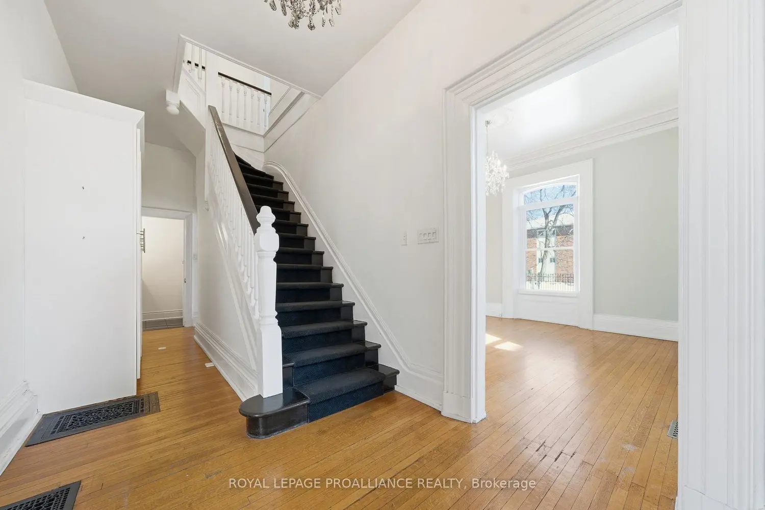 Additional image 10 of 219 Charles Street