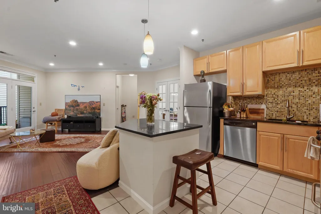 Additional image 3 of 1201 East West Unit 222, Silver Spring, MD 20910