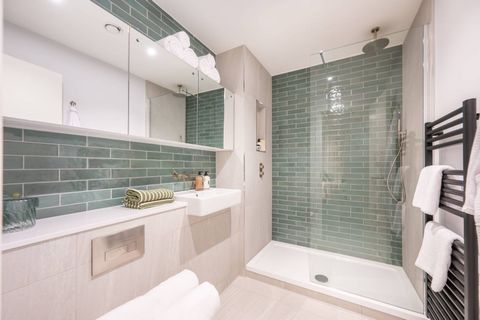 Grand Union, Alperton HA0, New home