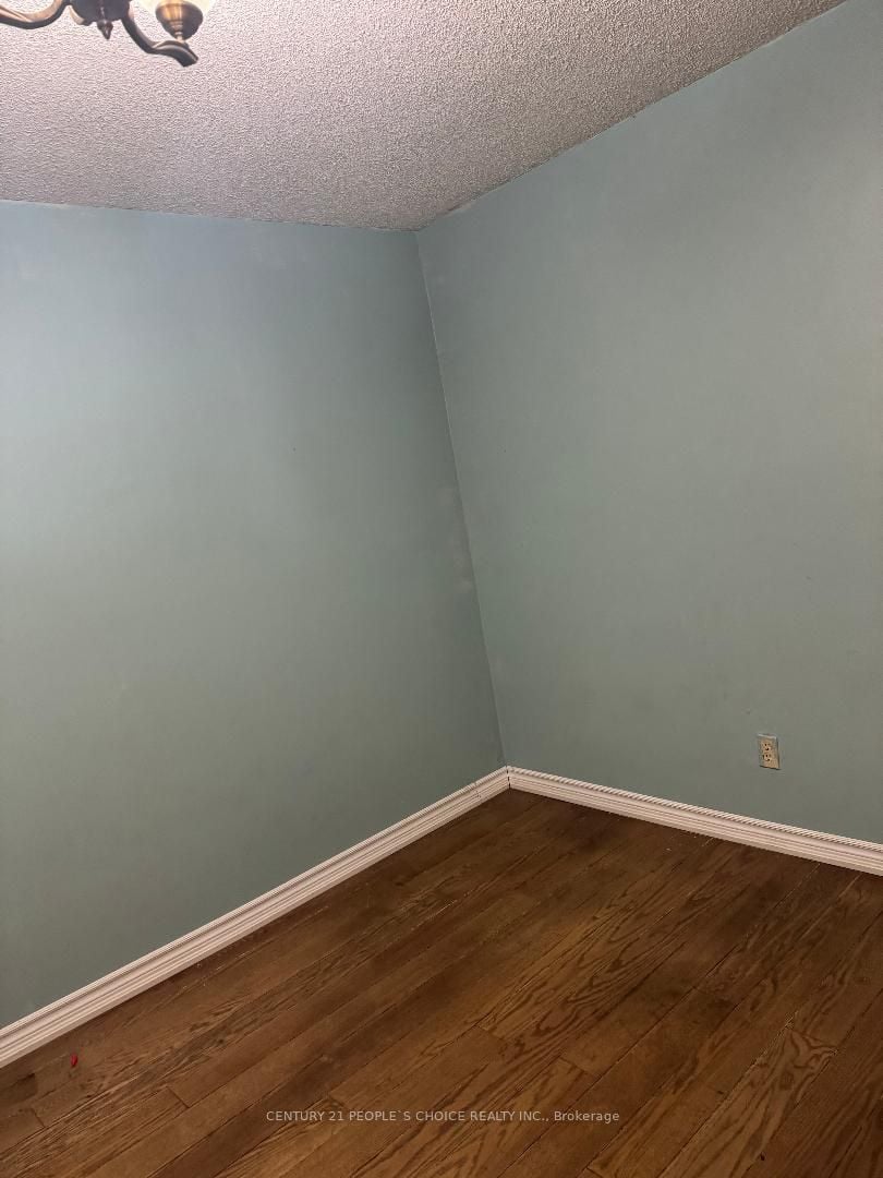 Additional image 2 of 52 Judith Crescent, Brampton, ON, L6S 3J4