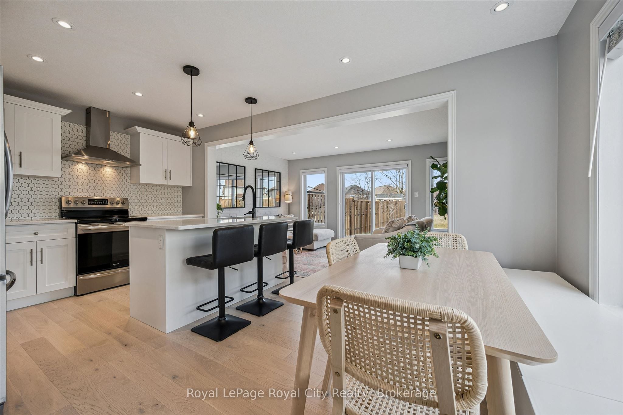 Additional image 3 of 82 John Brabson Crescent, Guelph, ON, N1G 0G7