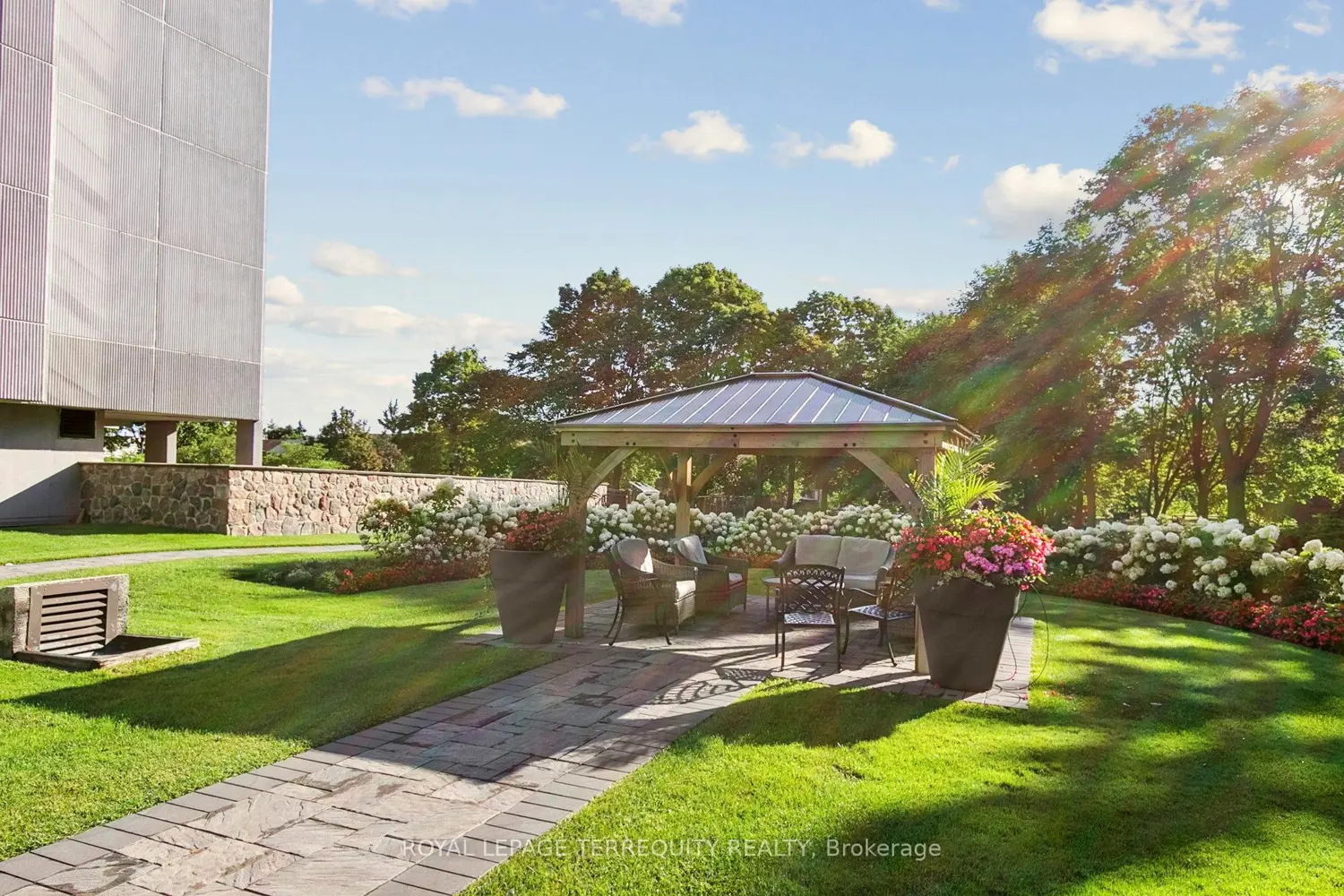 Additional image 14 of 2330 Bridletowne Circle 1501