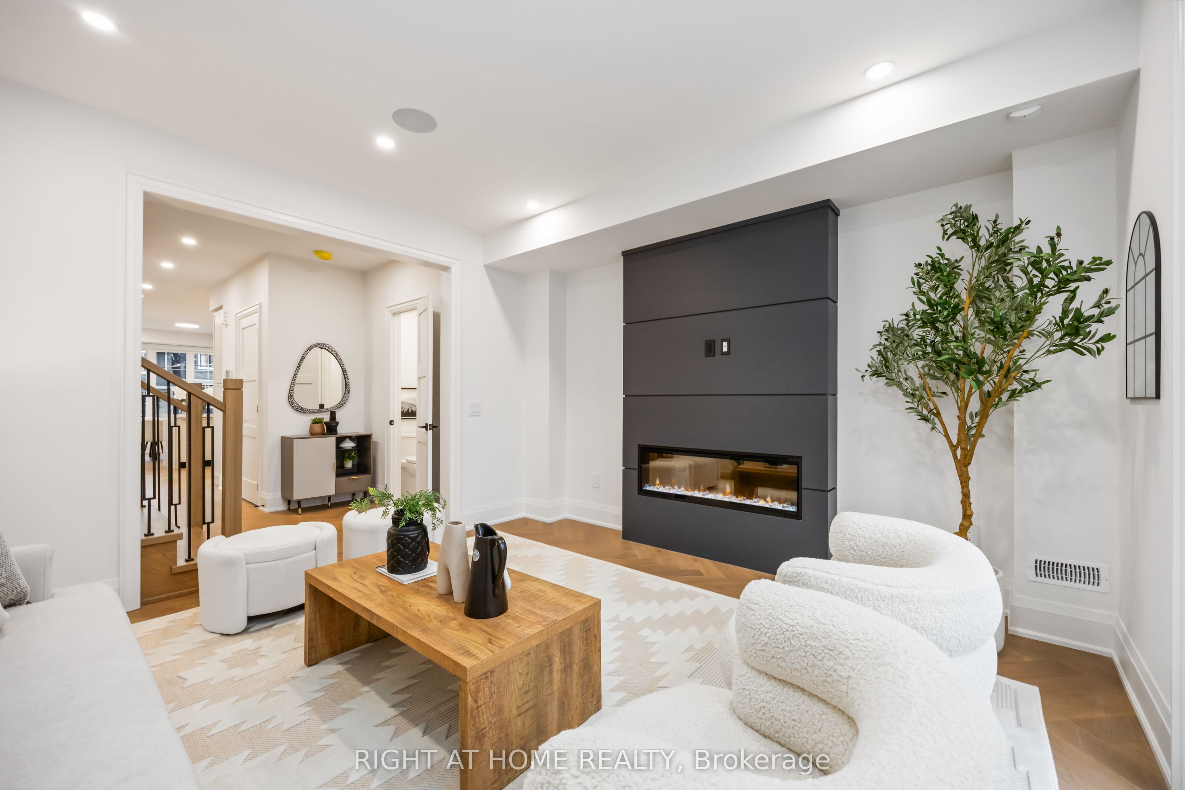 Additional image 6 of 34A Morningside Avenue, Toronto, ON, M6S 1C4