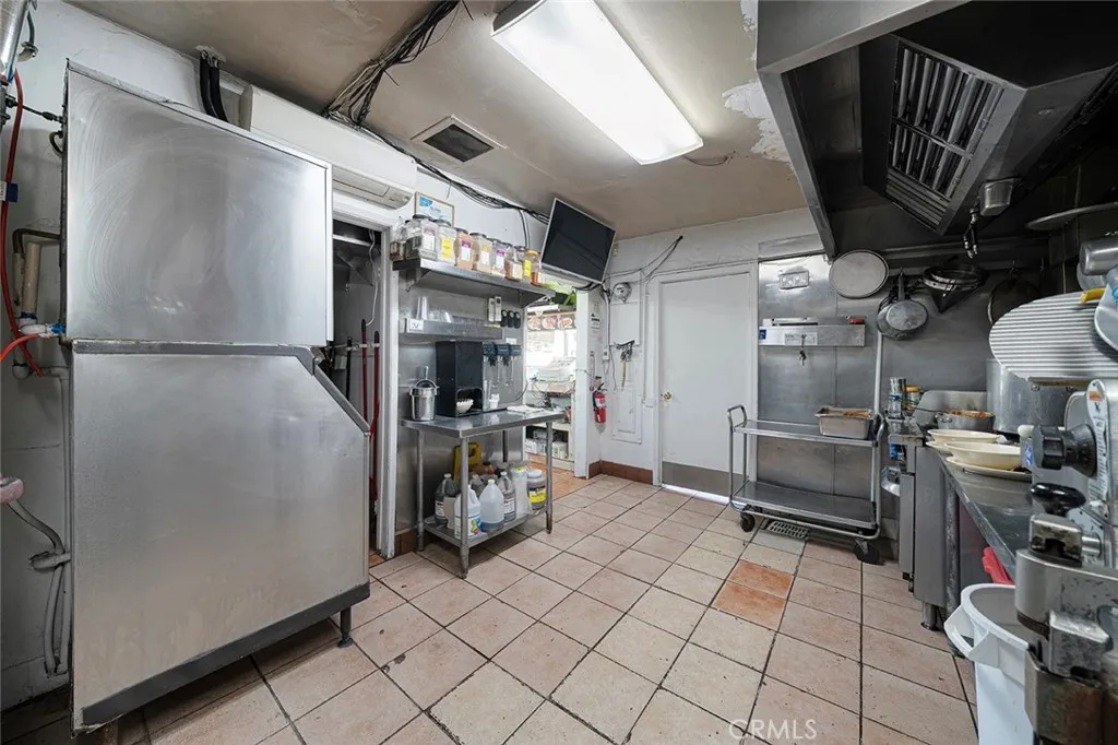 Additional image 29 of 201 W Whittier, Montebello, CA 90640