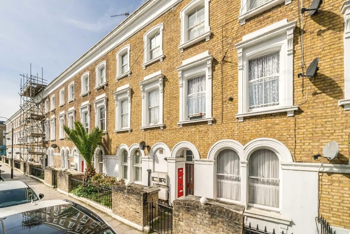 1 Bed Flat, Cedarne Road, SW6, N1 7GU