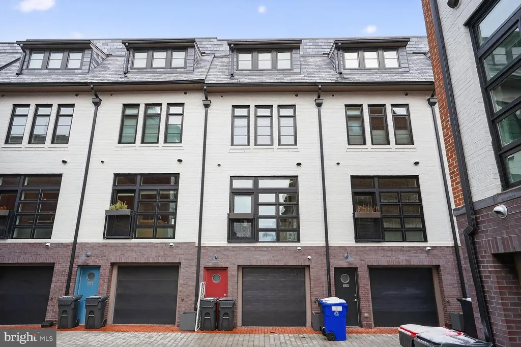 Additional image 32 of 1305 D Street SE, Washington, DC 20003