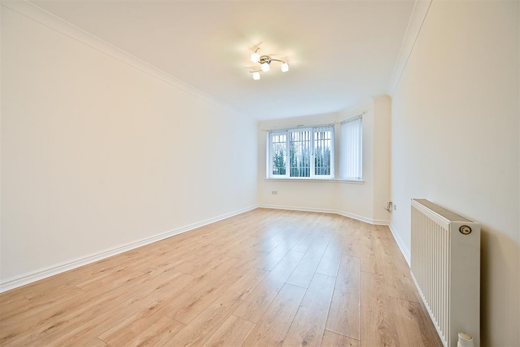 Additional image 3 of 2 bed flat for saleDalzell Drive, Motherwell ML1