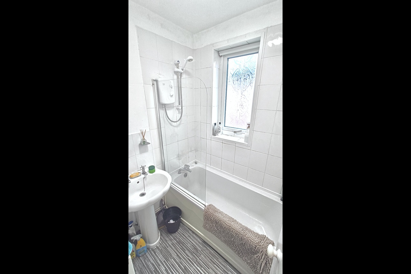 Additional image 10 of Room in a Shared House, Doncaster Avenue, M20, N1 7GU