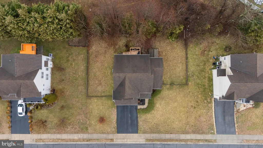 435 Topaz Circle, Dover, DE 19904