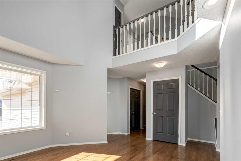 Additional image 4 of 161 Douglas Ridge Place SE, Calgary, AB, T2Z 2T3