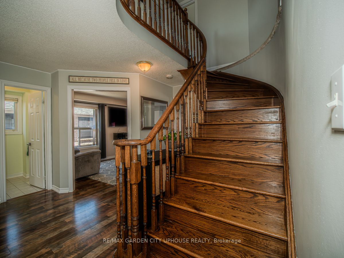 Additional image 3 of 22 Grace Crescent, Barrie, ON, L4N 9S8