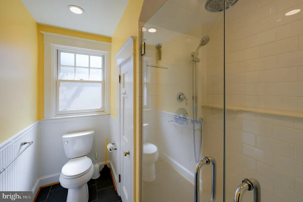 Additional image 47 of 5717 Chevy Chase Parkway NW, Washington, DC 20015