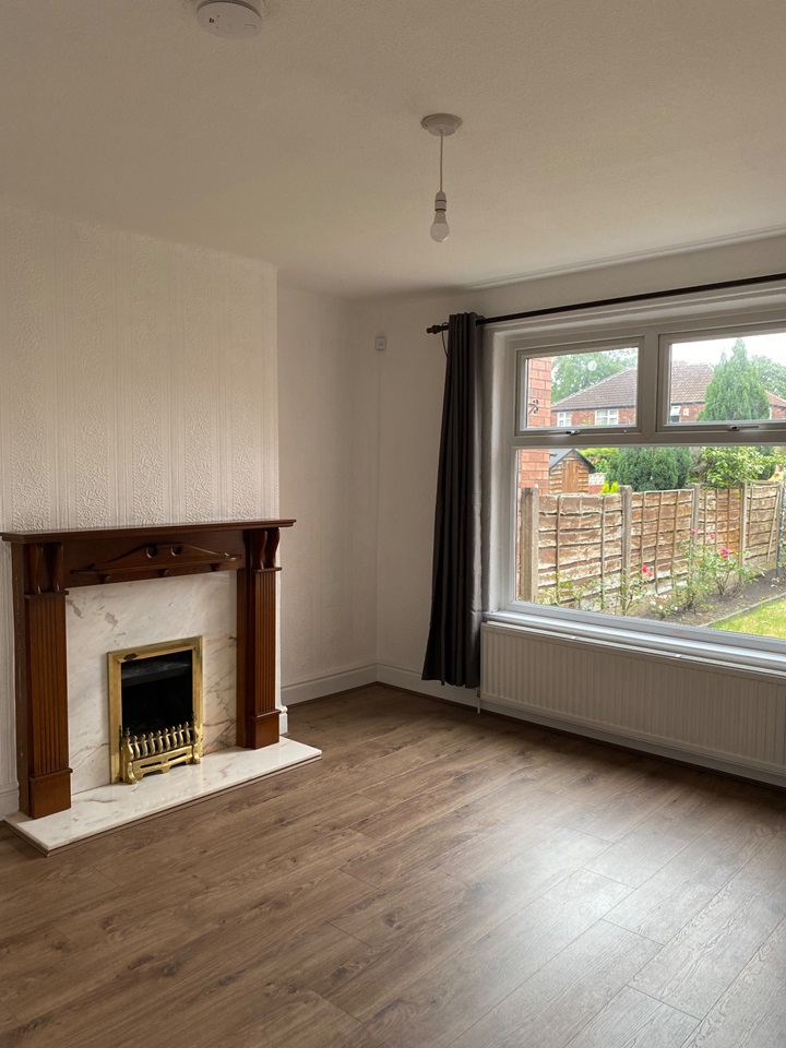 Additional image 3 of 4 Bed Semi-Detached House, Finchley Road, M14, N1 7GU