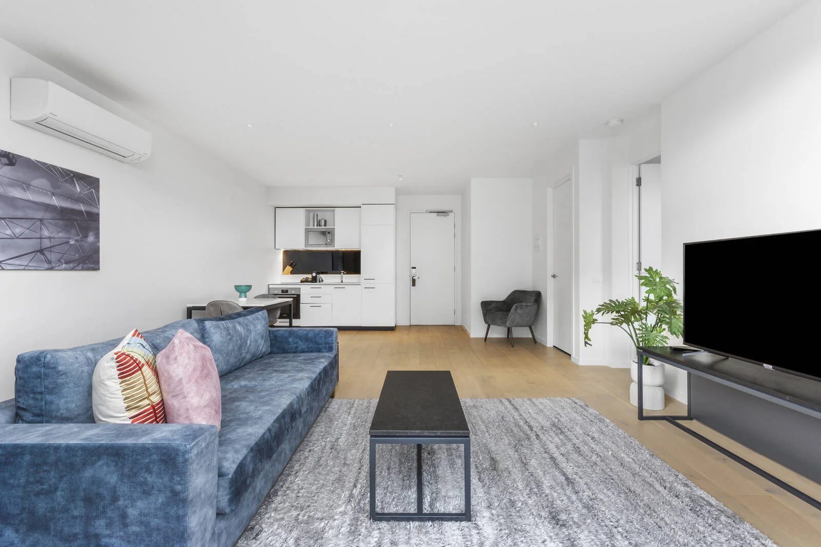 Additional image 3 of 203/10 Bellerine Street, Geelong VIC 3220