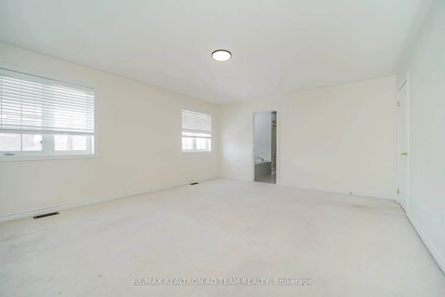 Additional image 12 of 10 Campview Street