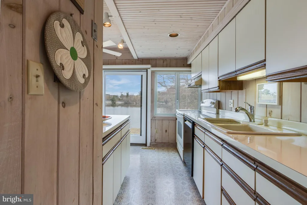 Additional image 28 of 121 Chesapeake Street Unit 2, Dewey Beach, DE 19971