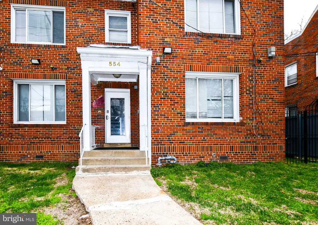 Additional image 3 of 554 Newcomb Street SE APT 4, Washington, DC 20032