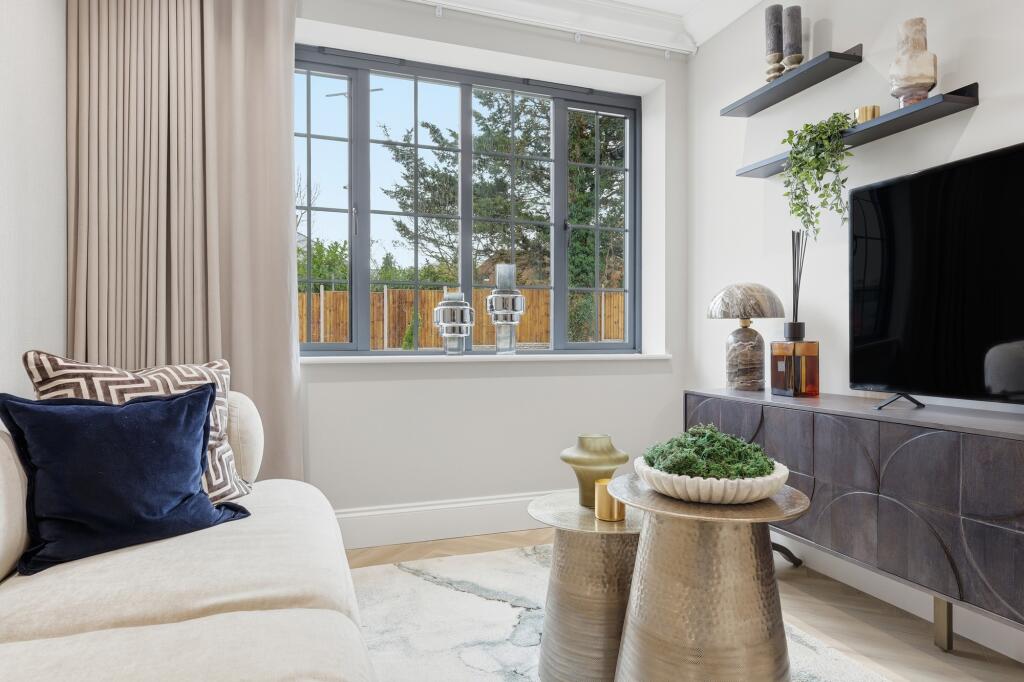 Additional image 13 of Barley Mow Lane, St. Albans