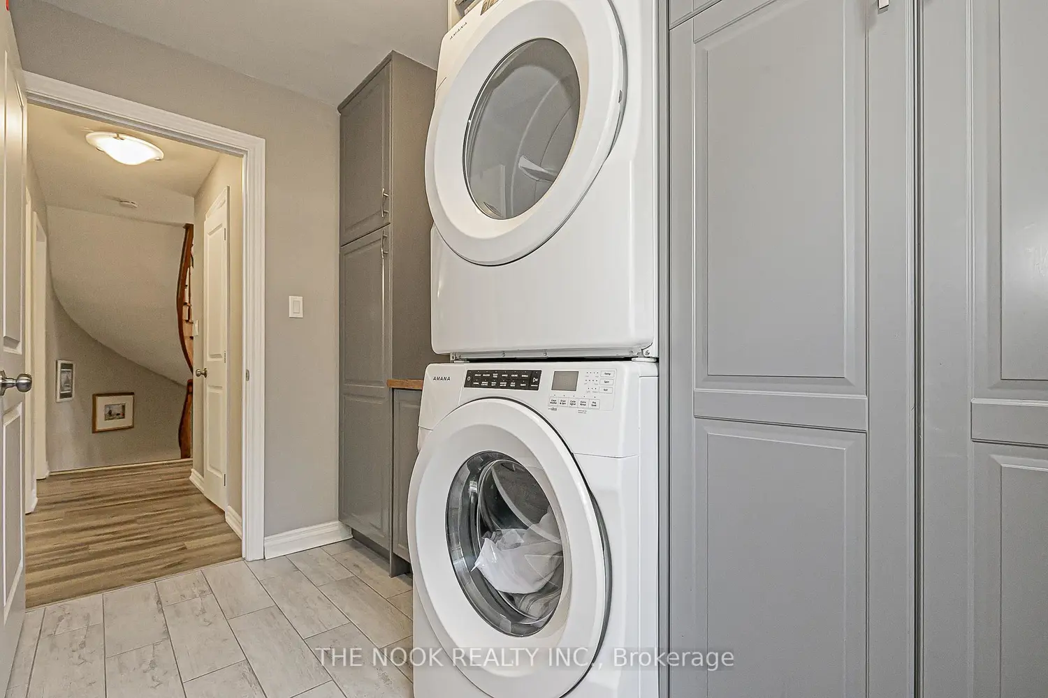 Additional image 5 of 3 King Arthur's Court