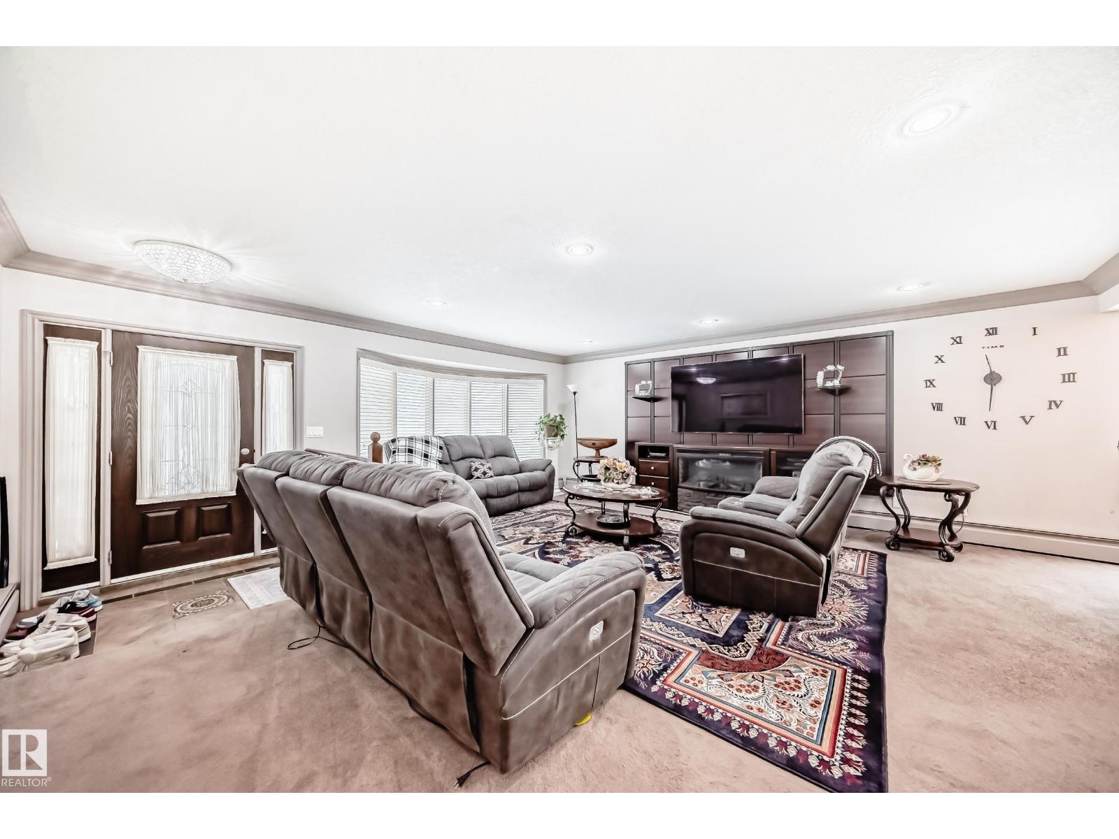 Additional image 5 of 12131 101 Street NW, Edmonton, AB, T5G2C2