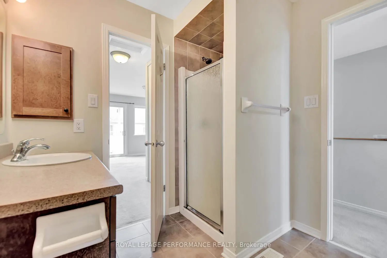 Additional image 19 of 125 Windswept Private