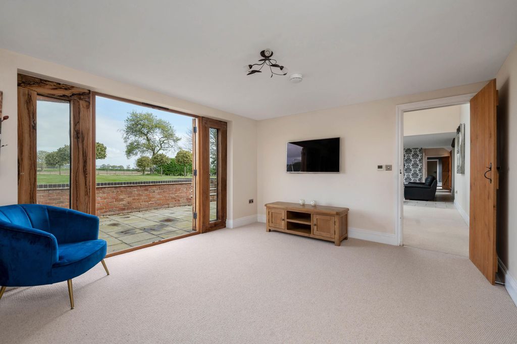 Additional image 10 of 6 bed detached house for saleGrange Road, Knightley, Stafford, Staffordshire ST20
