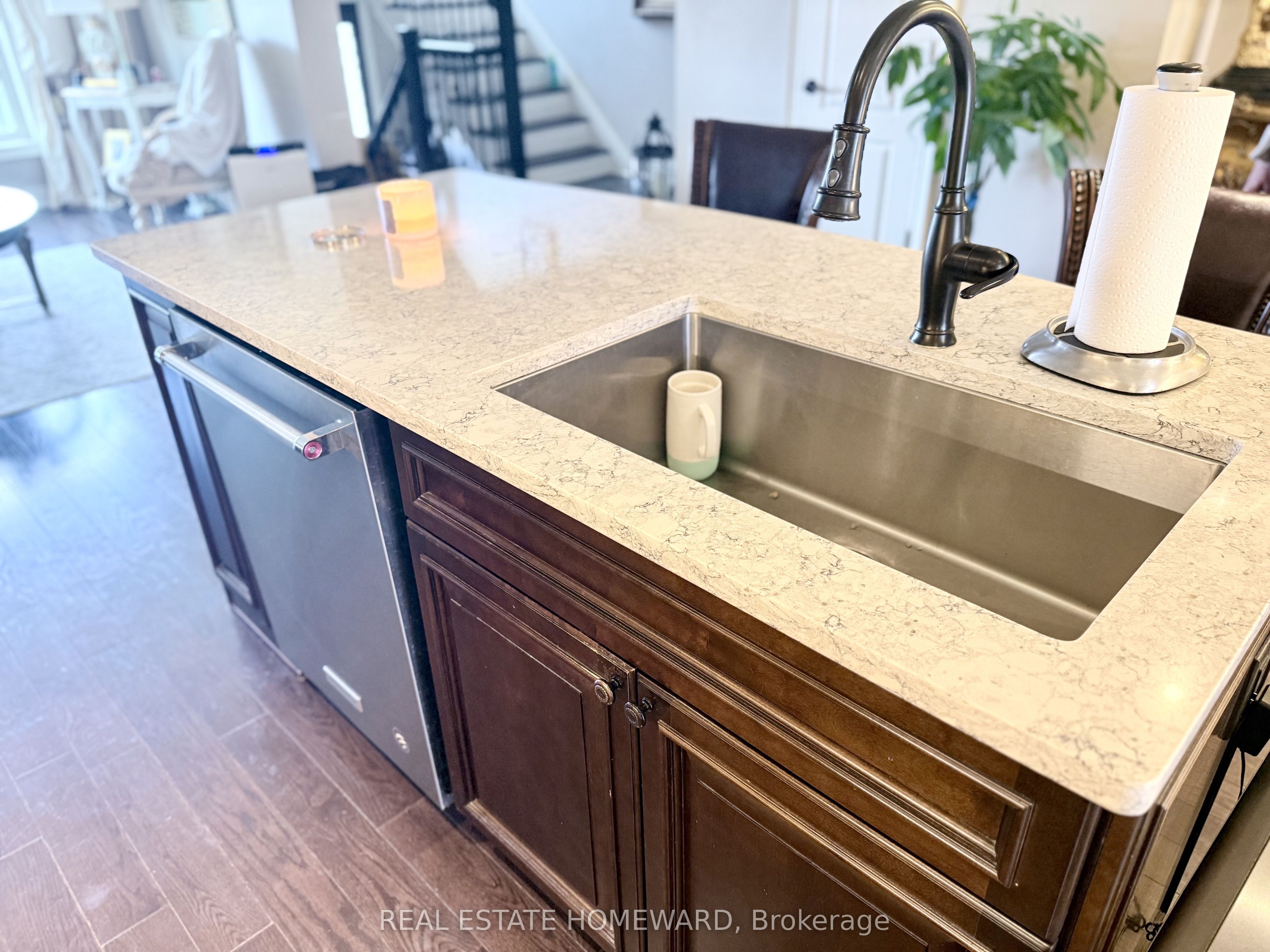 Additional image 6 of 18 Wyndcliff Crescent, Toronto, ON, M4A 2K1