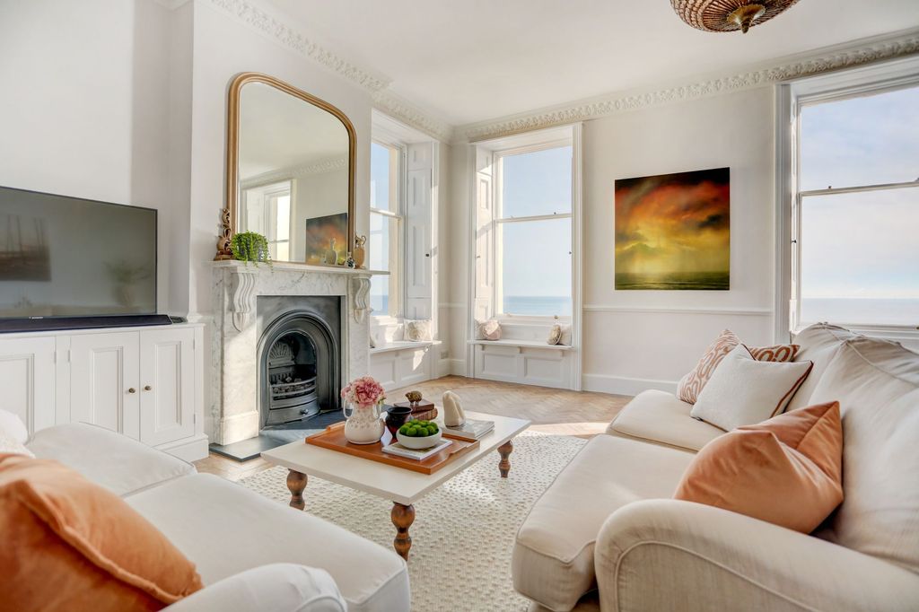Additional image 10 of 2 bed flat for saleAdelaide Crescent, Hove BN3