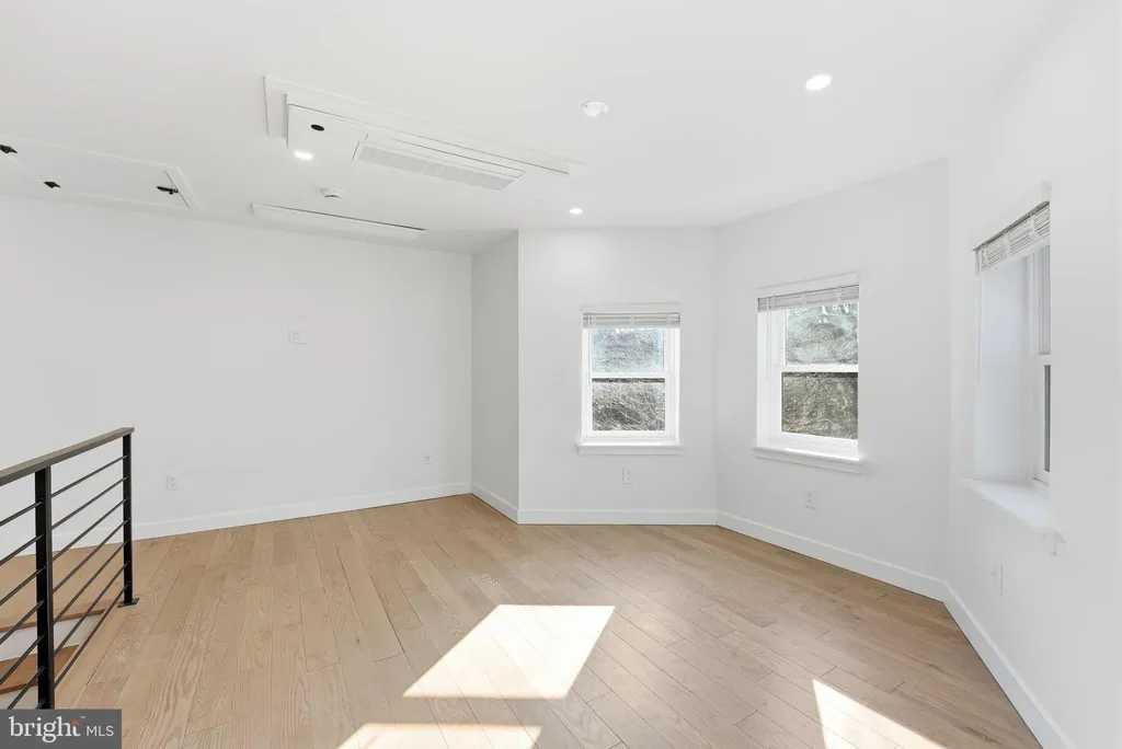 Additional image 19 of 718 Rhode Island Avenue NW, Washington, DC 20001