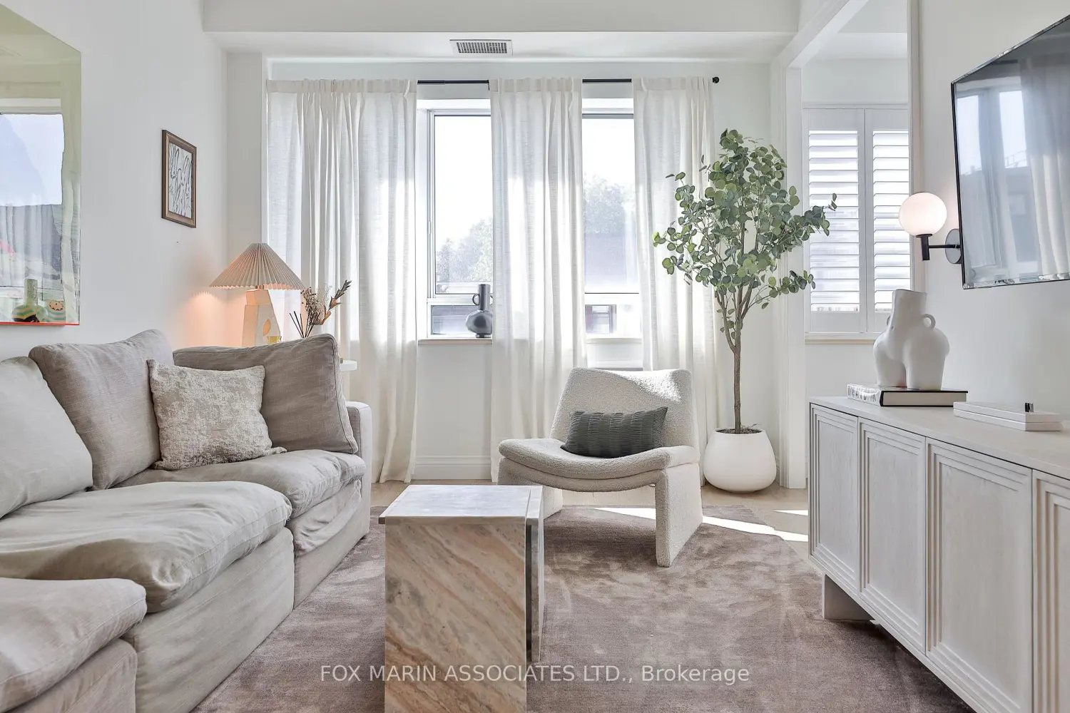 Additional image 3 of 1231 Yonge Street 301